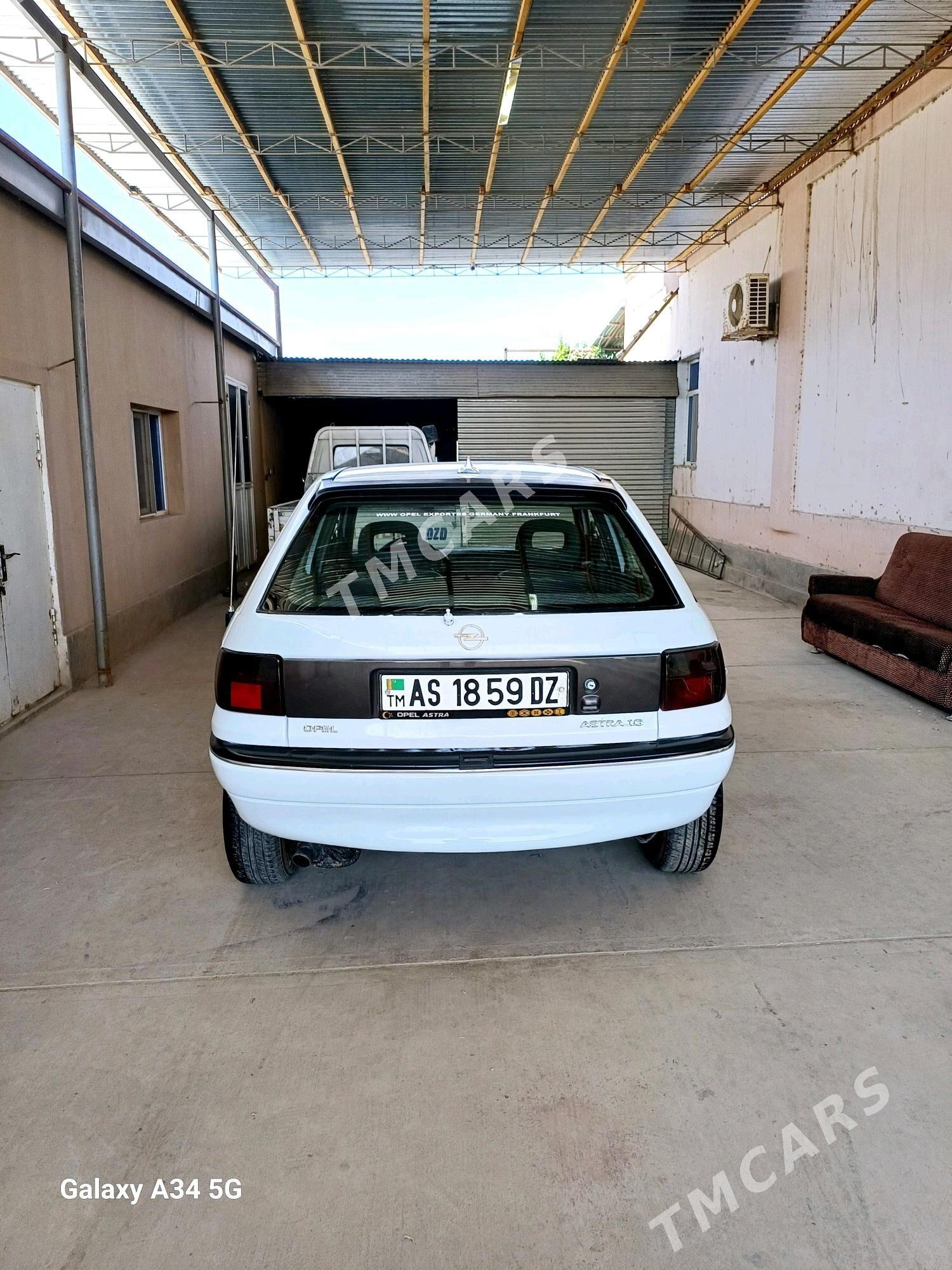 Opel Astra 1993 - 41 000 TMT - Дашогуз - img 8