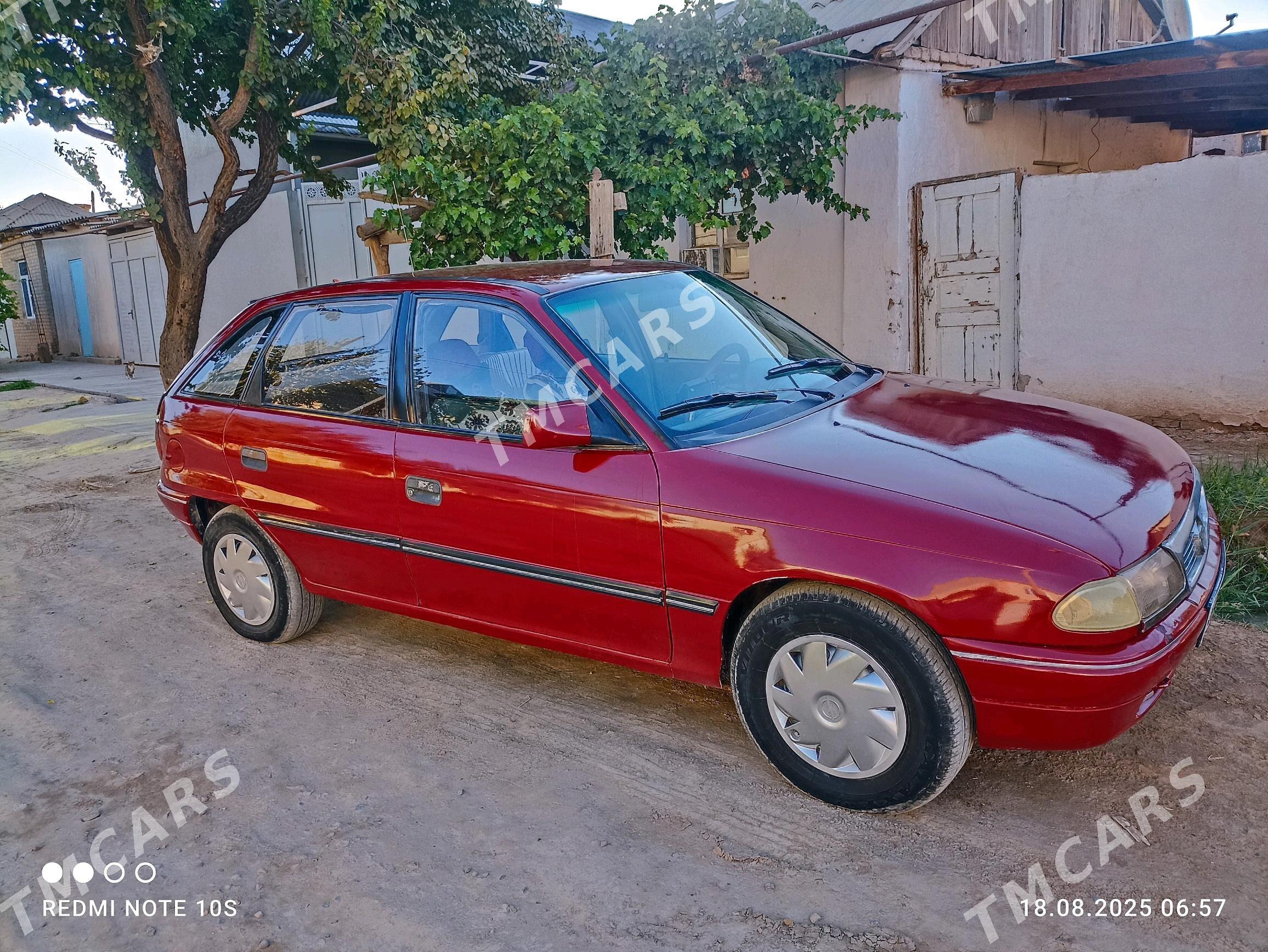 Opel Astra 1993 - 22 000 TMT - Саят - img 5