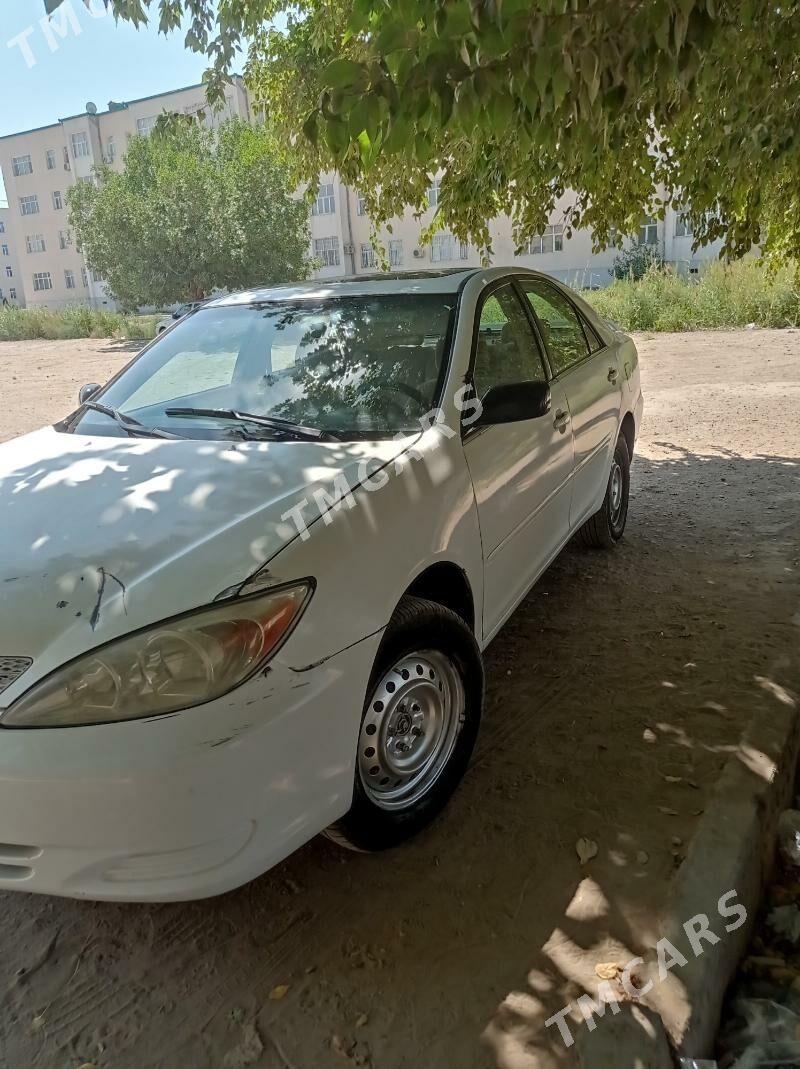 Toyota Camry 2003 - 115 000 TMT - Дашогуз - img 5