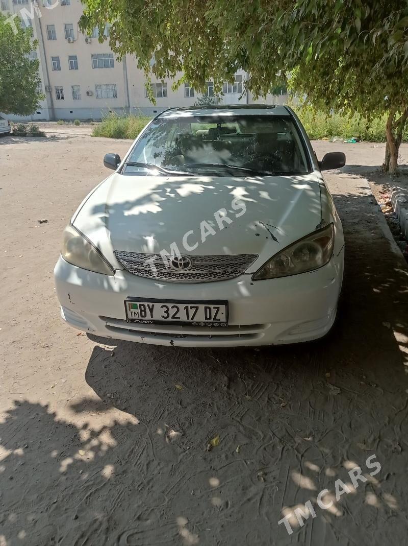 Toyota Camry 2003 - 115 000 TMT - Дашогуз - img 4