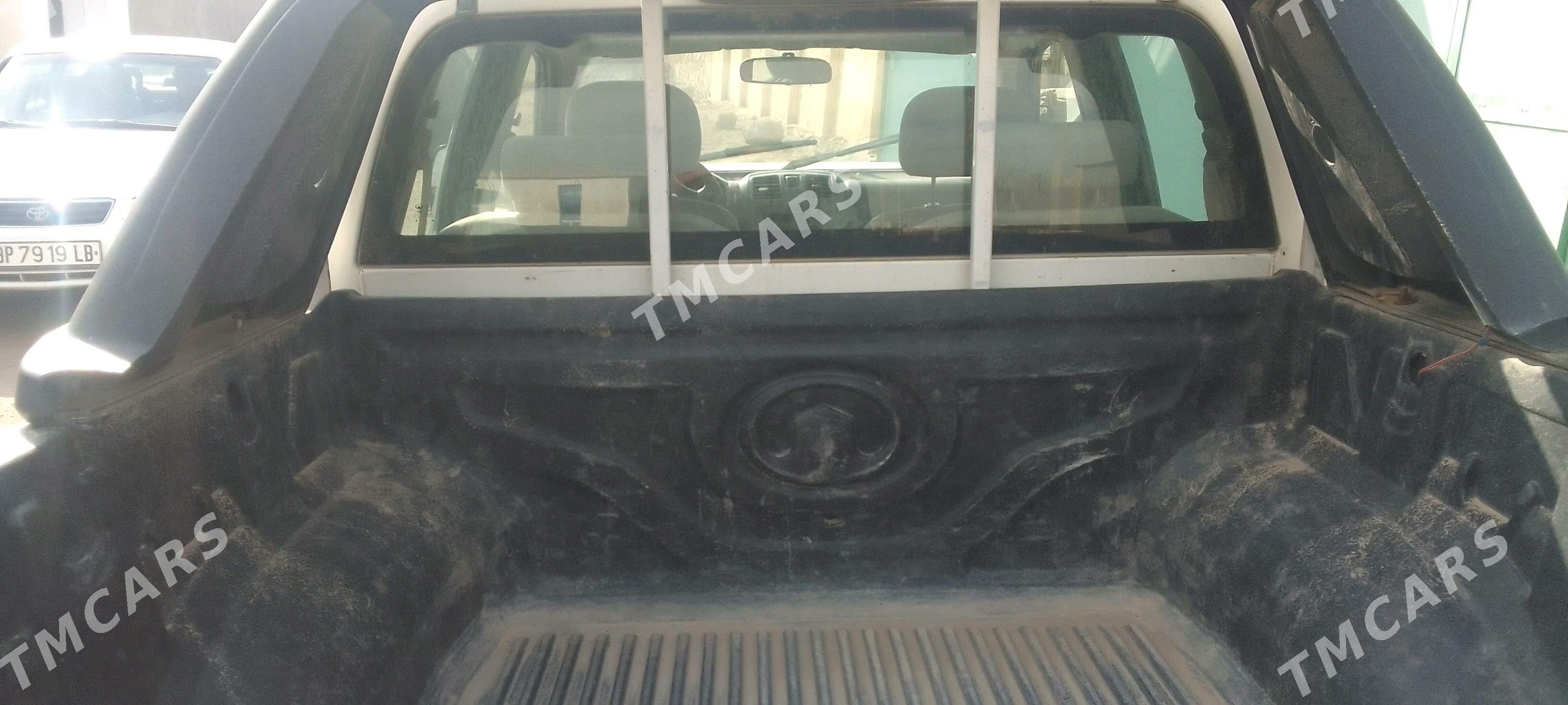 Toyota Hilux 2013 - 90 000 TMT - Köýtendag - img 2