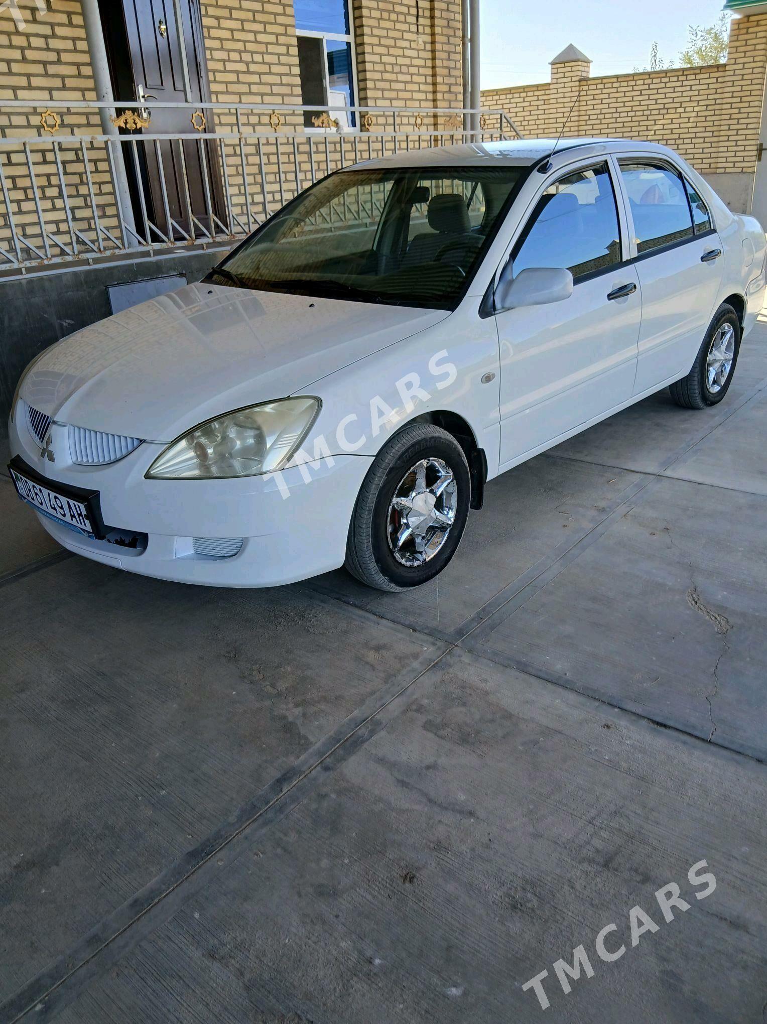 Mitsubishi Lancer 2004 - 65 000 TMT - Babadaýhan - img 1