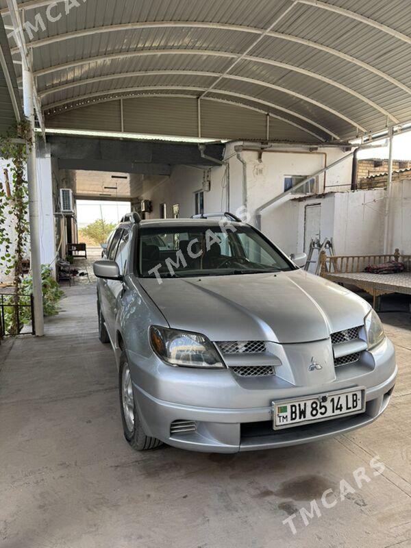 Mitsubishi Outlander 2002 - 100 000 TMT - Гарабекевюл - img 2