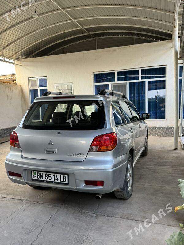 Mitsubishi Outlander 2002 - 100 000 TMT - Гарабекевюл - img 5