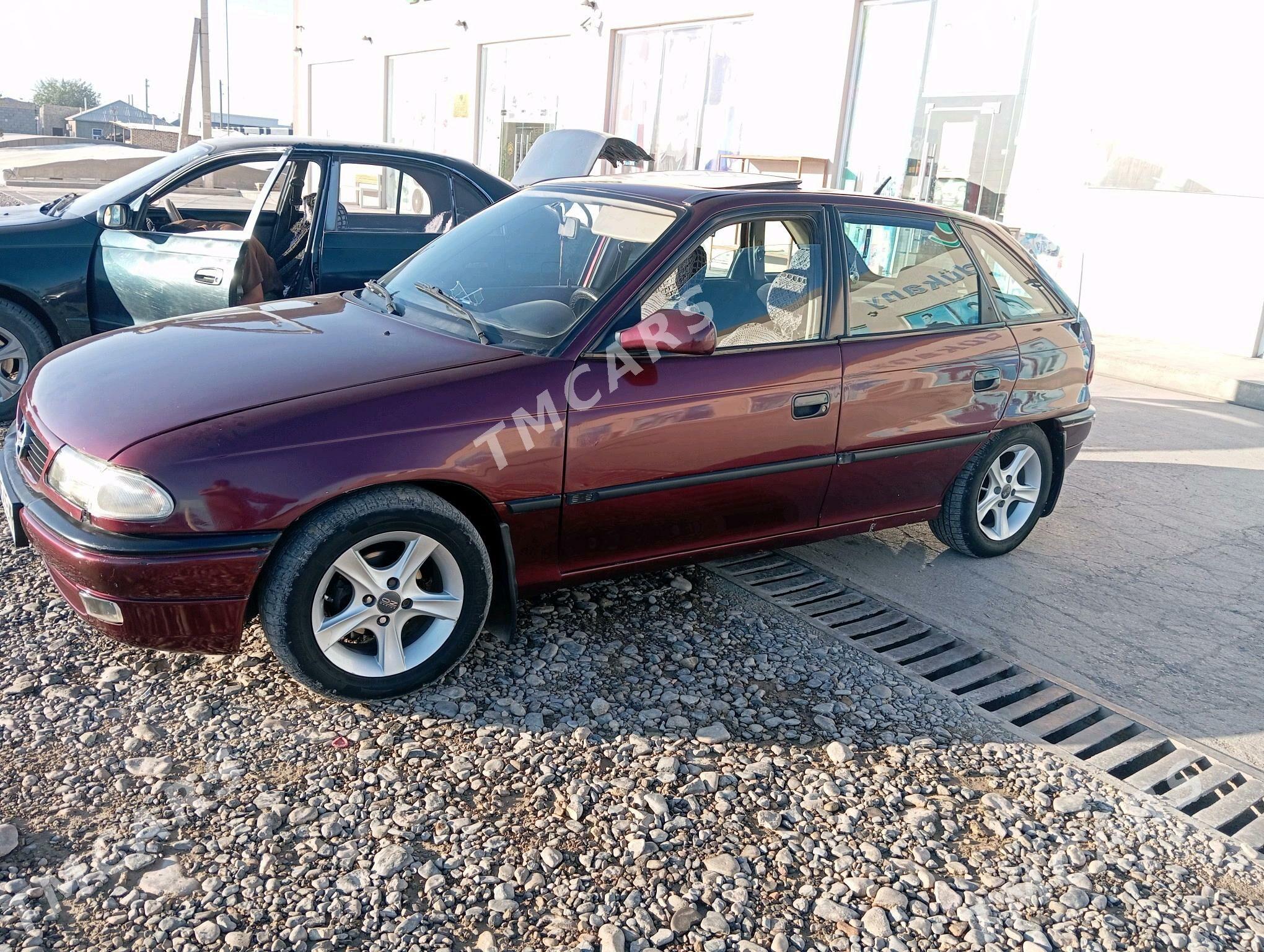 Opel Astra 1993 - 50 000 TMT - Mary - img 6