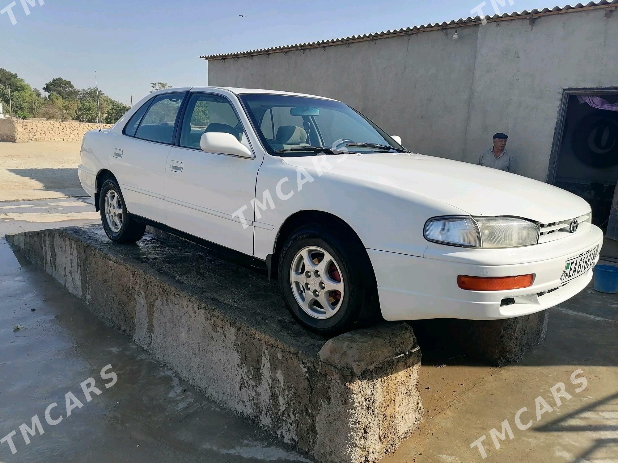 Toyota Camry 1993 - 70 000 TMT - Достлук - img 2