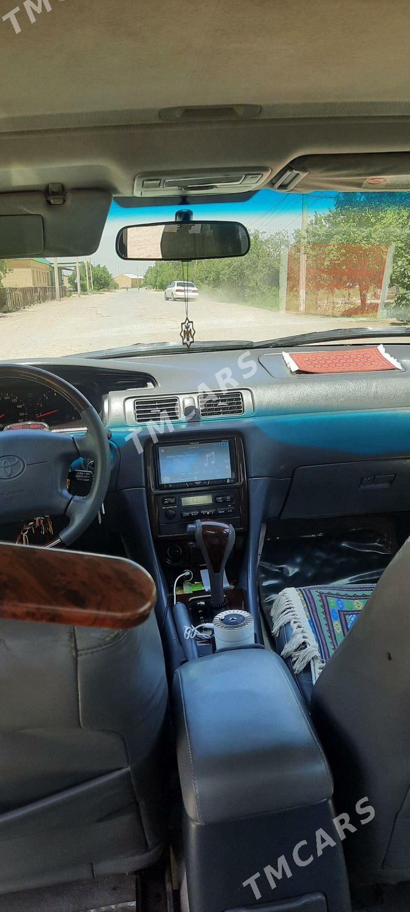 Toyota Camry 2000 - 180 000 TMT - Гарабекевюл - img 2