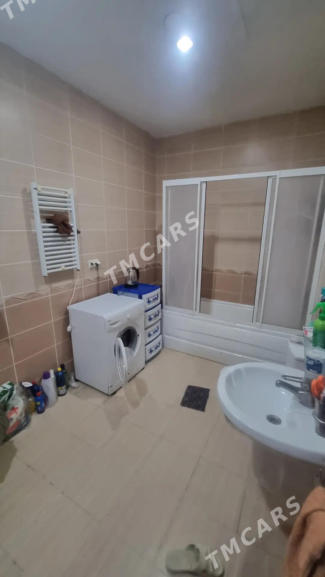 Podwoýski 4et 3komnat 155m² - Aşgabat - img 8