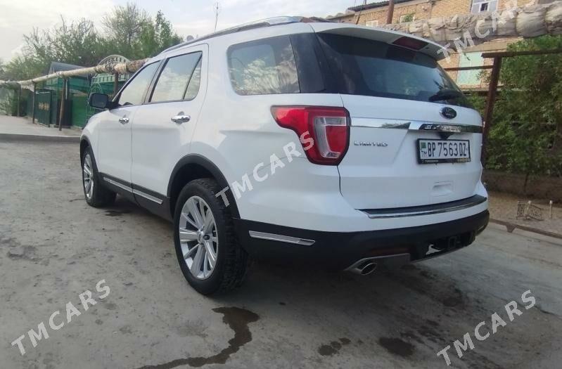 Ford Explorer 2019 - 275 000 TMT - Daşoguz - img 3