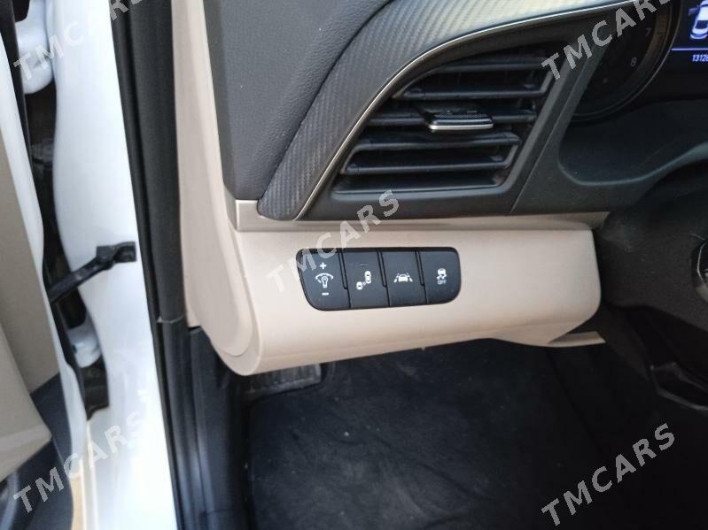 Hyundai Elantra 2020 - 230 000 TMT - Ашхабад - img 9