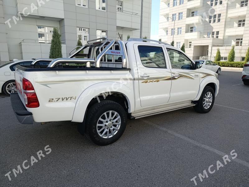 Toyota Hilux 2014 - 430 000 TMT - Мары - img 3