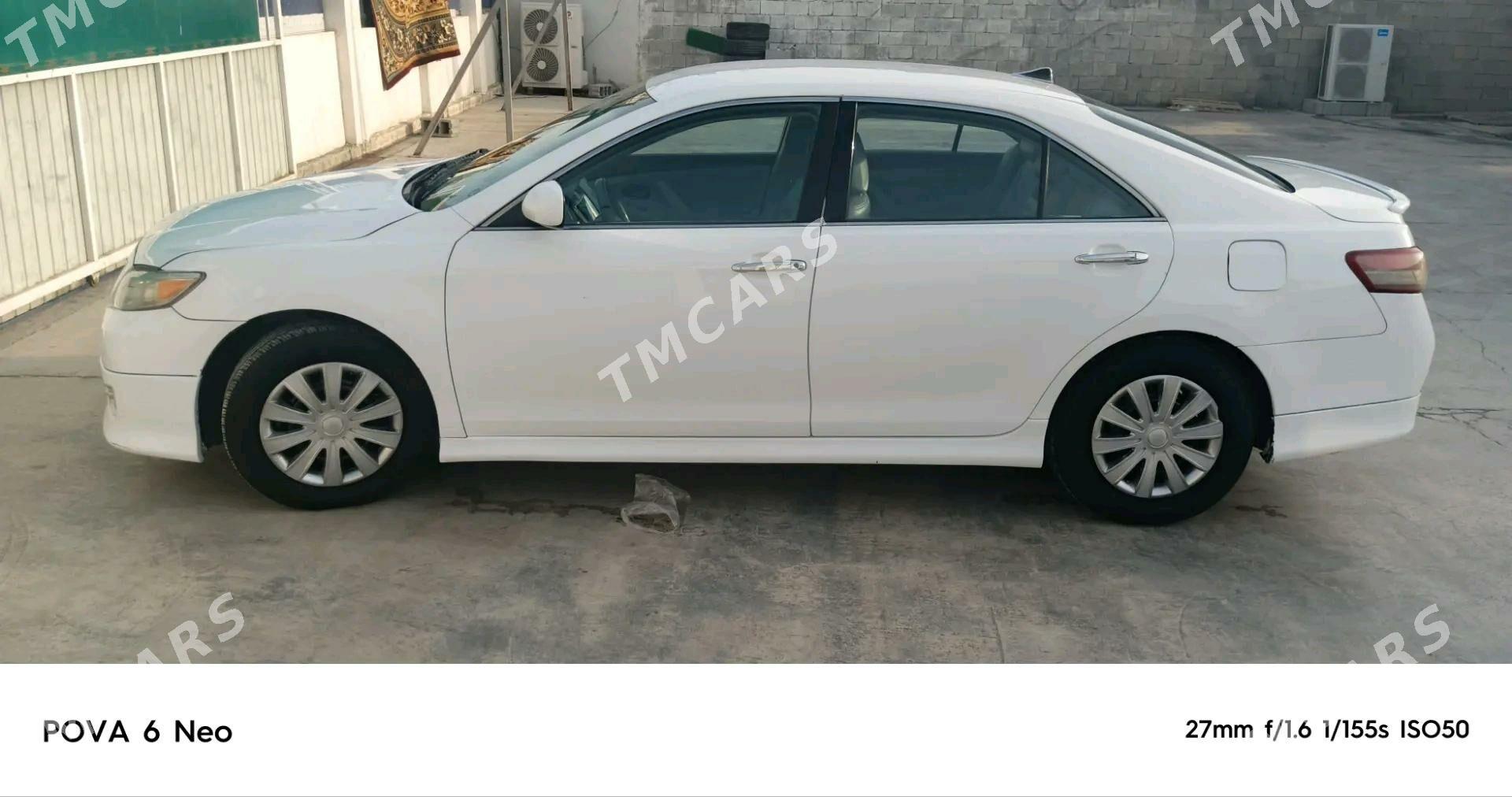 Toyota Camry 2010 - 120 000 TMT - Büzmeýin - img 5