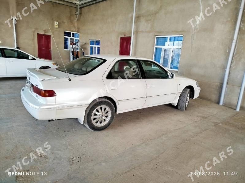 Toyota Camry 2001 - 135 000 TMT - Серахс - img 3