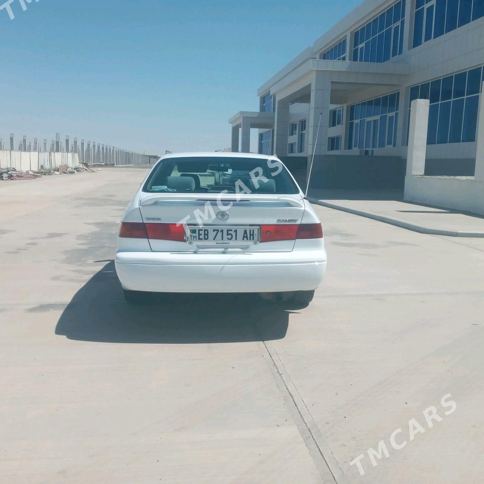 Toyota Camry 2000 - 130 000 TMT - Babadaýhan - img 5