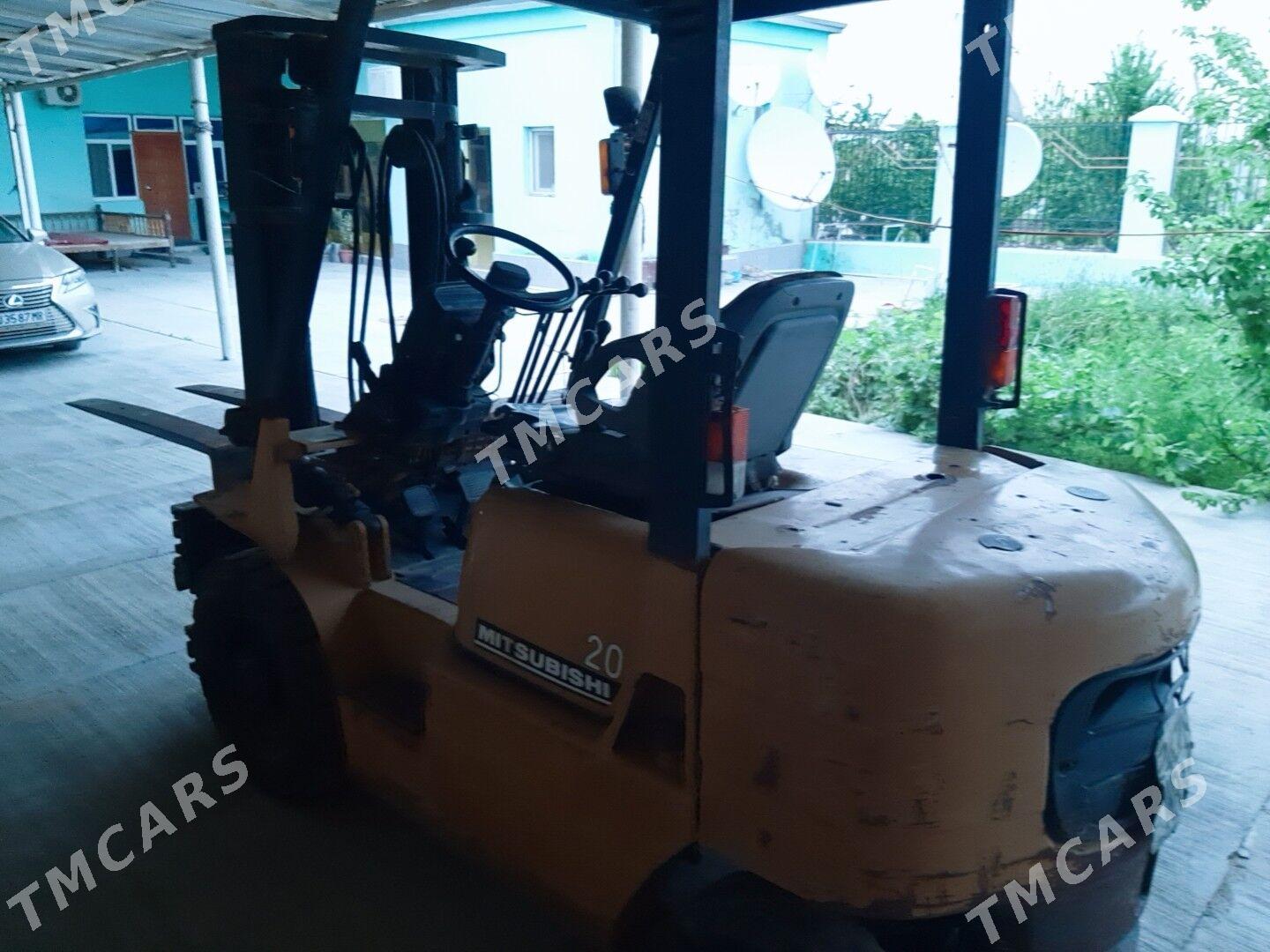 Mitsubishi L200 2010 - 175 000 TMT - Mary - img 2