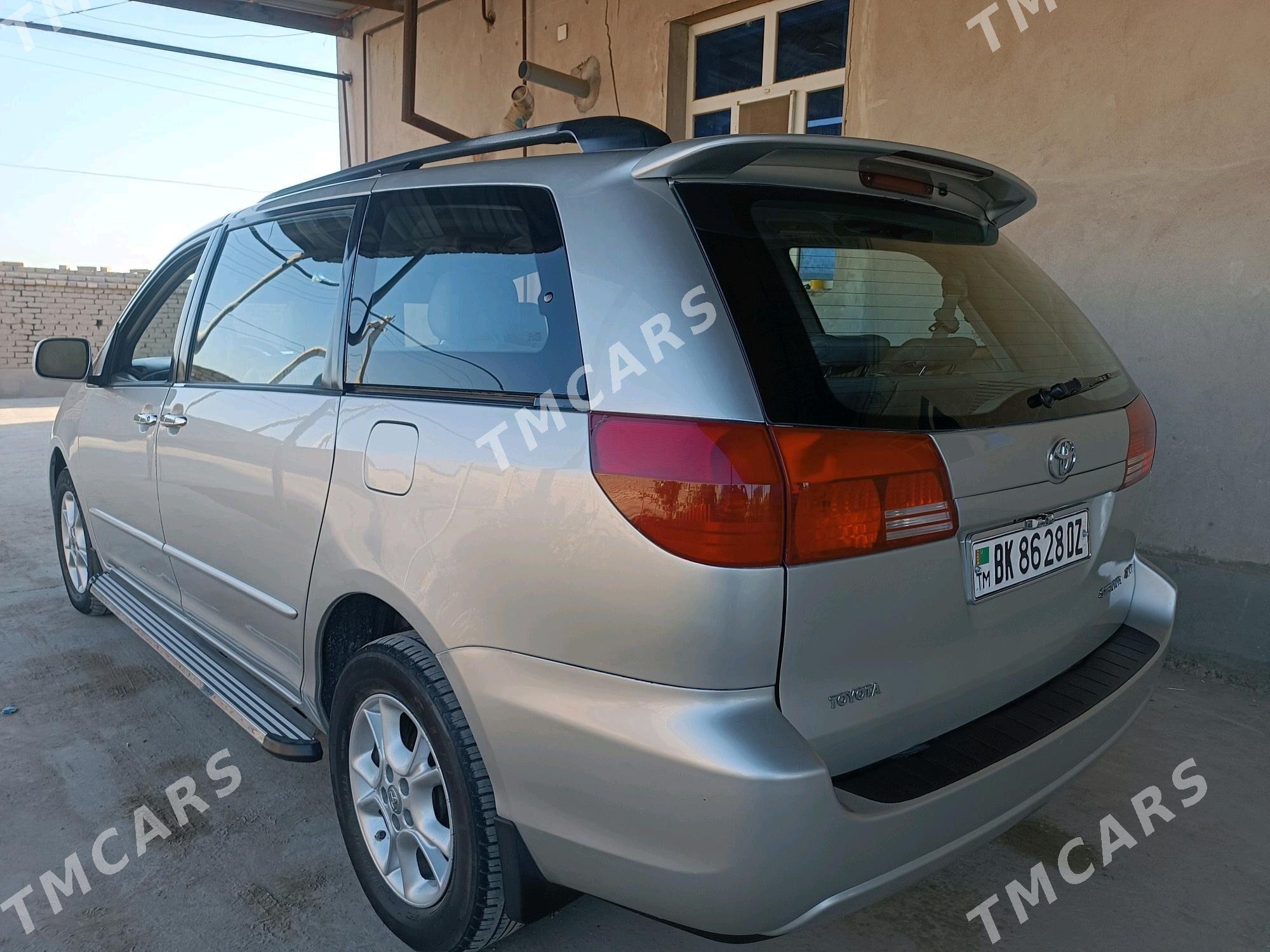 Toyota Sienna 2004 - 240 000 TMT - Şabat etr. - img 2