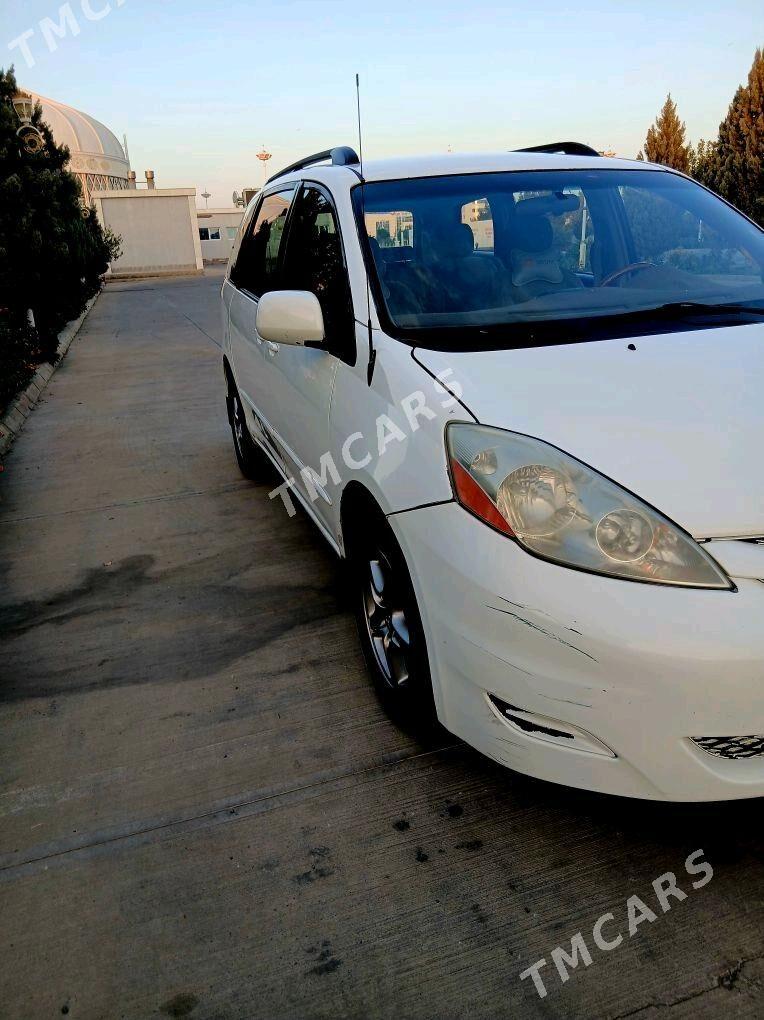 Toyota Sienna 2004 - 160 000 TMT - Dänew - img 4