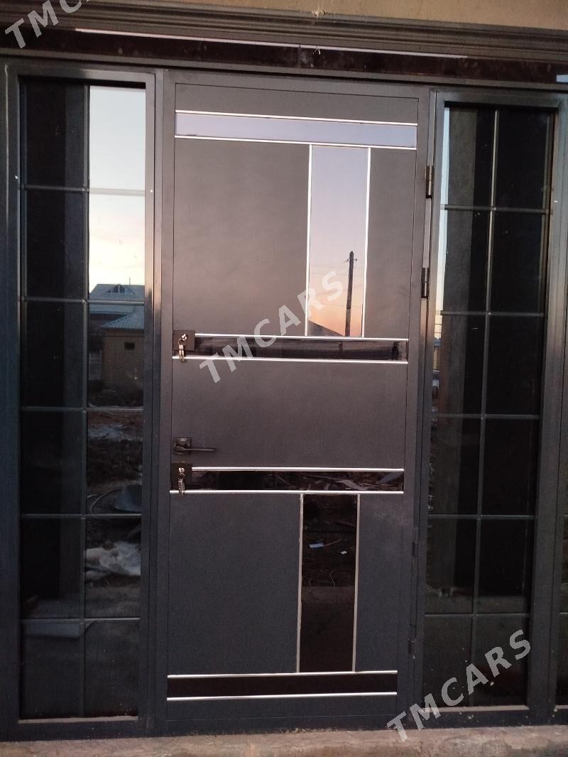 içki gapy we daşky demir gapy - Мары - img 2
