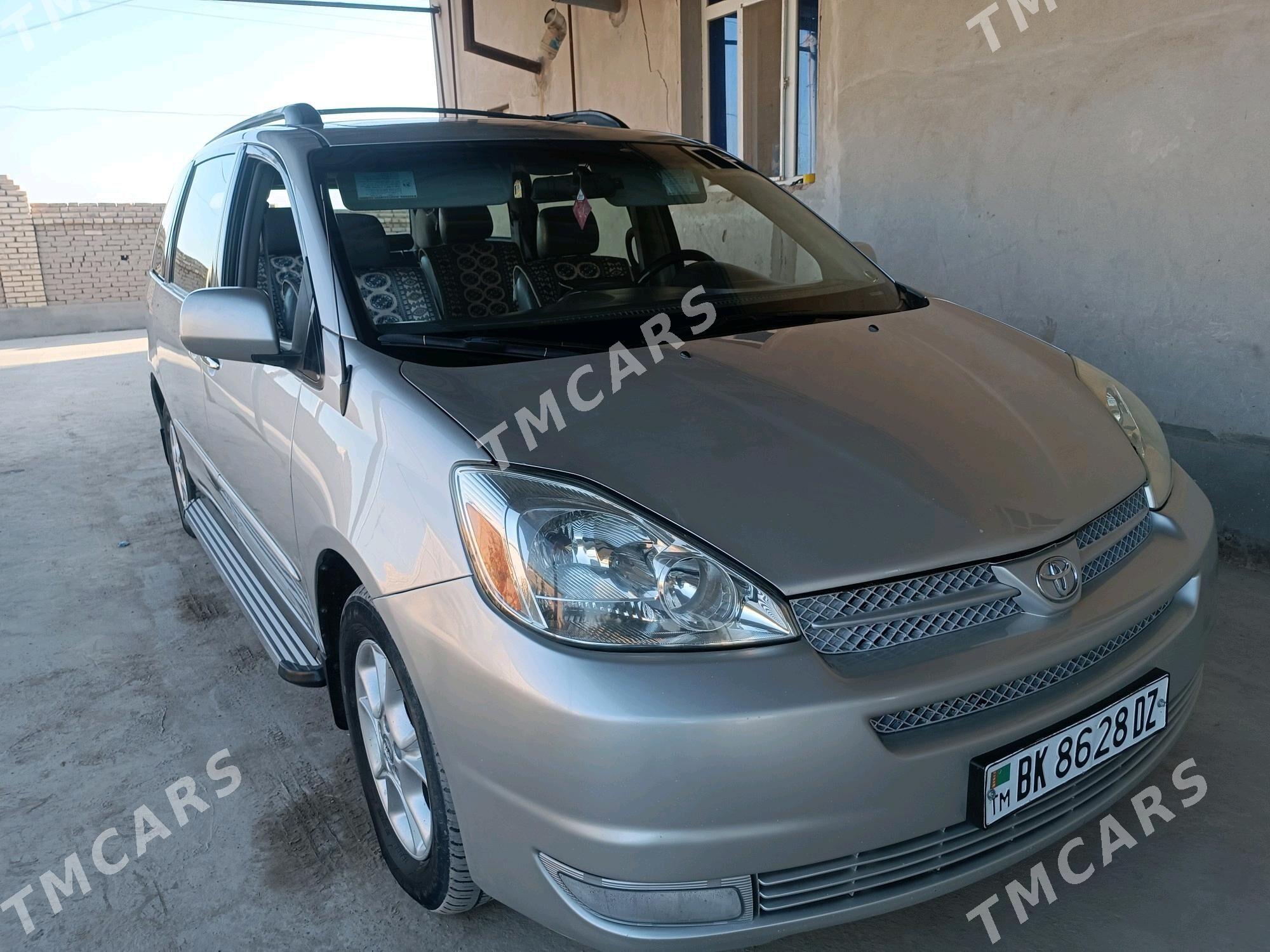Toyota Sienna 2004 - 240 000 TMT - Şabat etr. - img 3