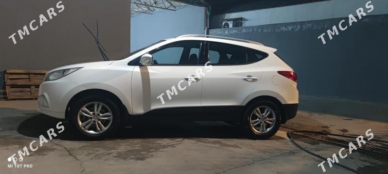 Hyundai Tucson 2013 - 215 000 TMT - Ашхабад - img 2
