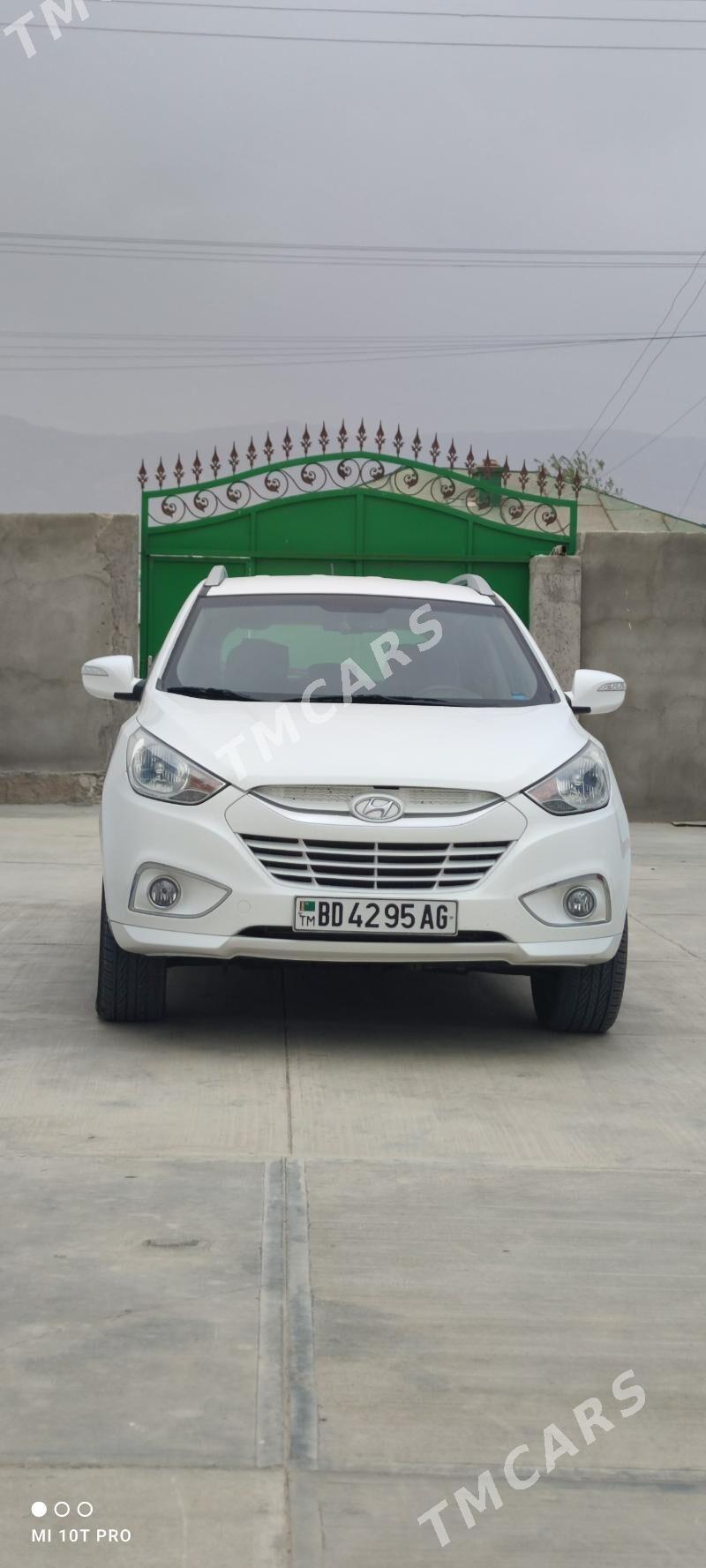 Hyundai Tucson 2013 - 215 000 TMT - Ашхабад - img 7