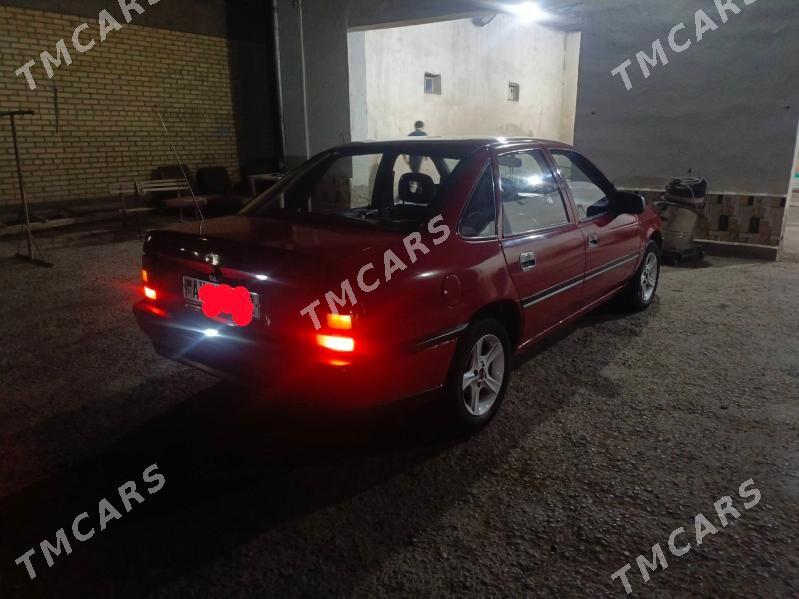 Opel Vectra 1992 - 25 000 TMT - Wekilbazar - img 3