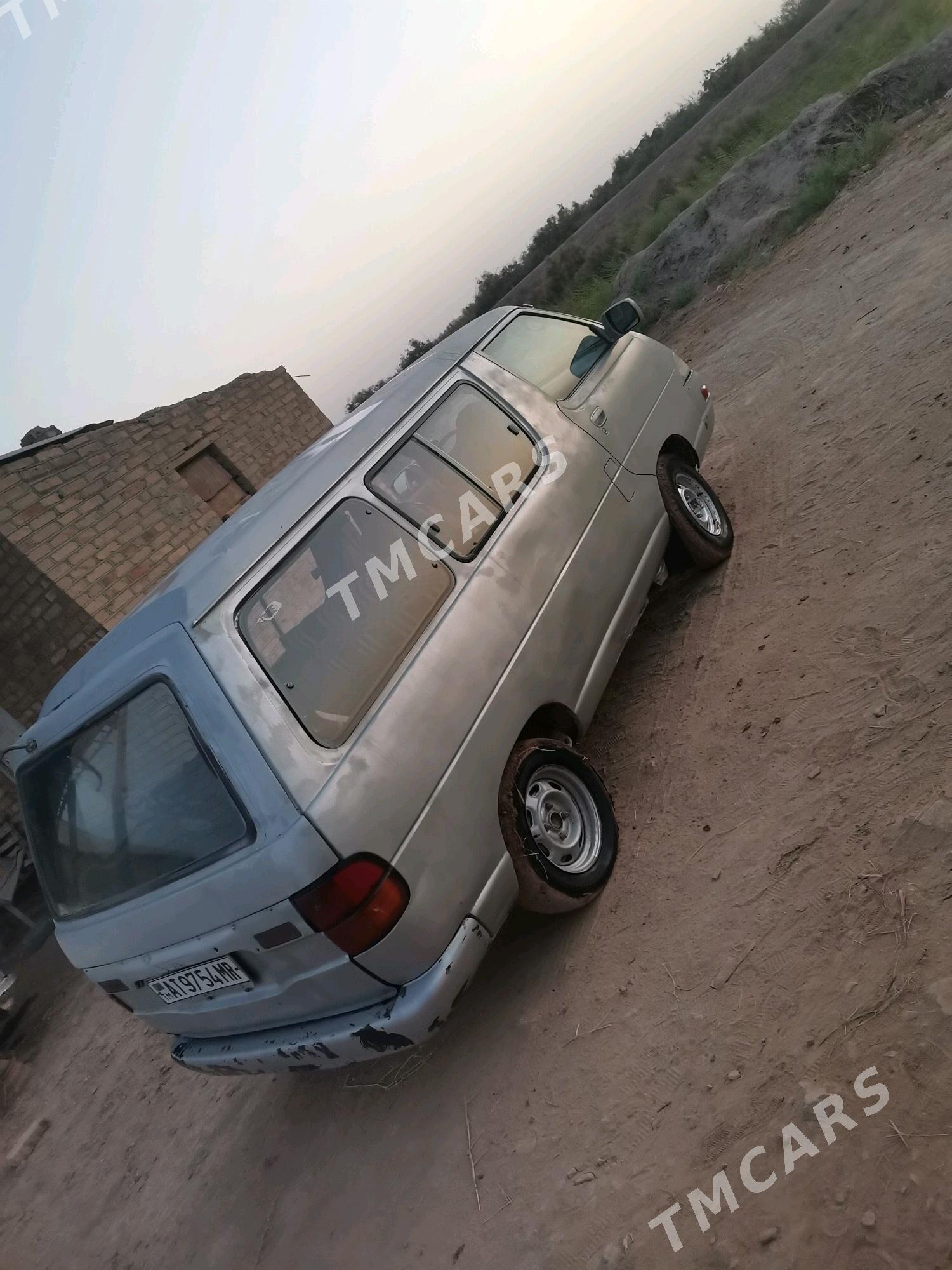 Toyota Hiace 1995 - 22 000 TMT - Baýramaly - img 3