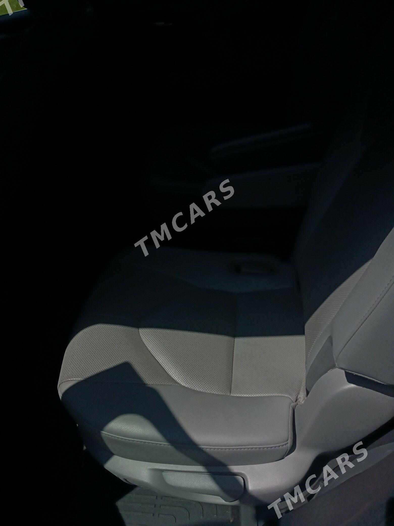 Toyota Highlander 2020 - 558 600 TMT - Mary - img 3