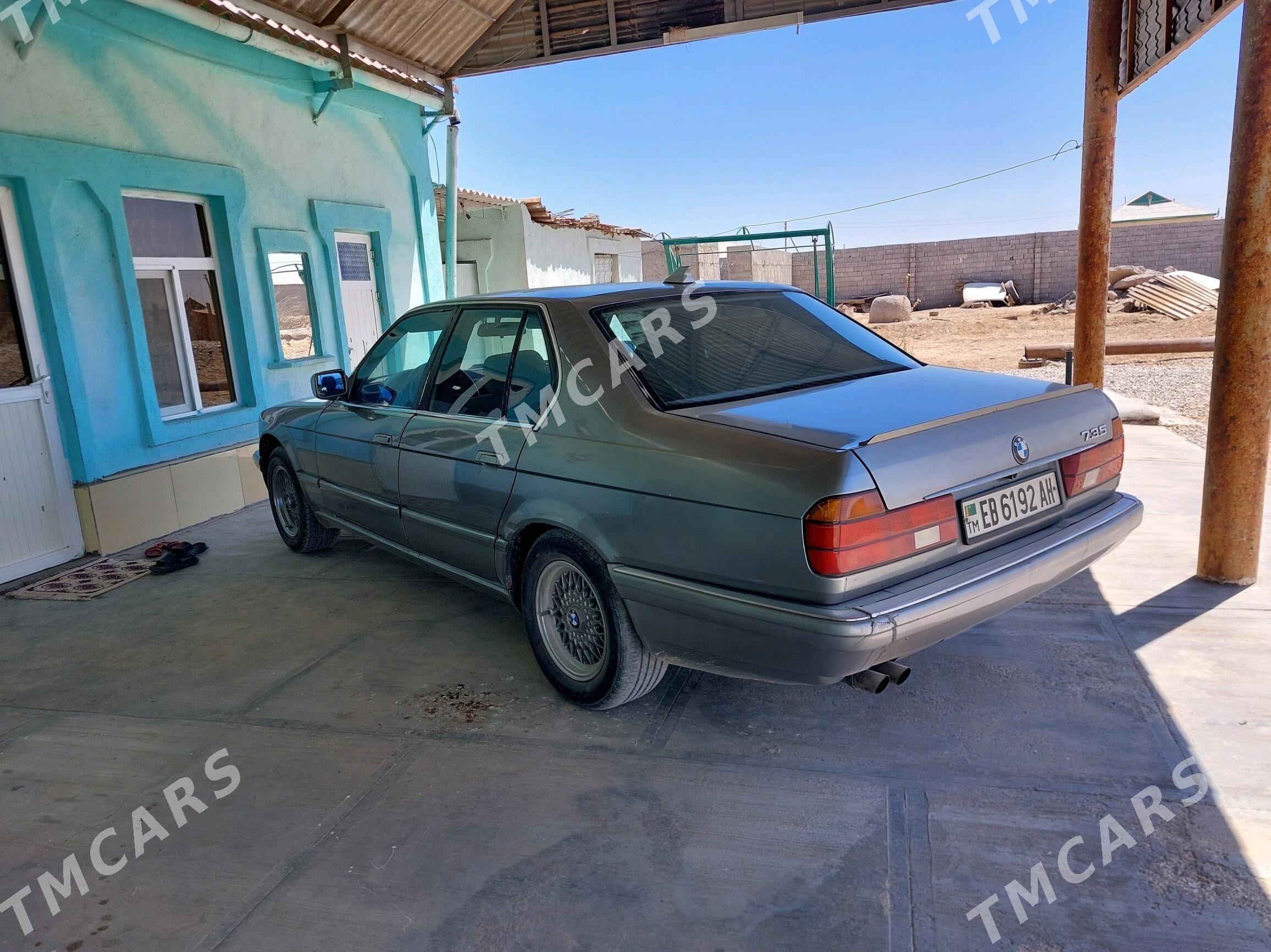 BMW 7 Series 1989 - 60 000 TMT - Теджен - img 3