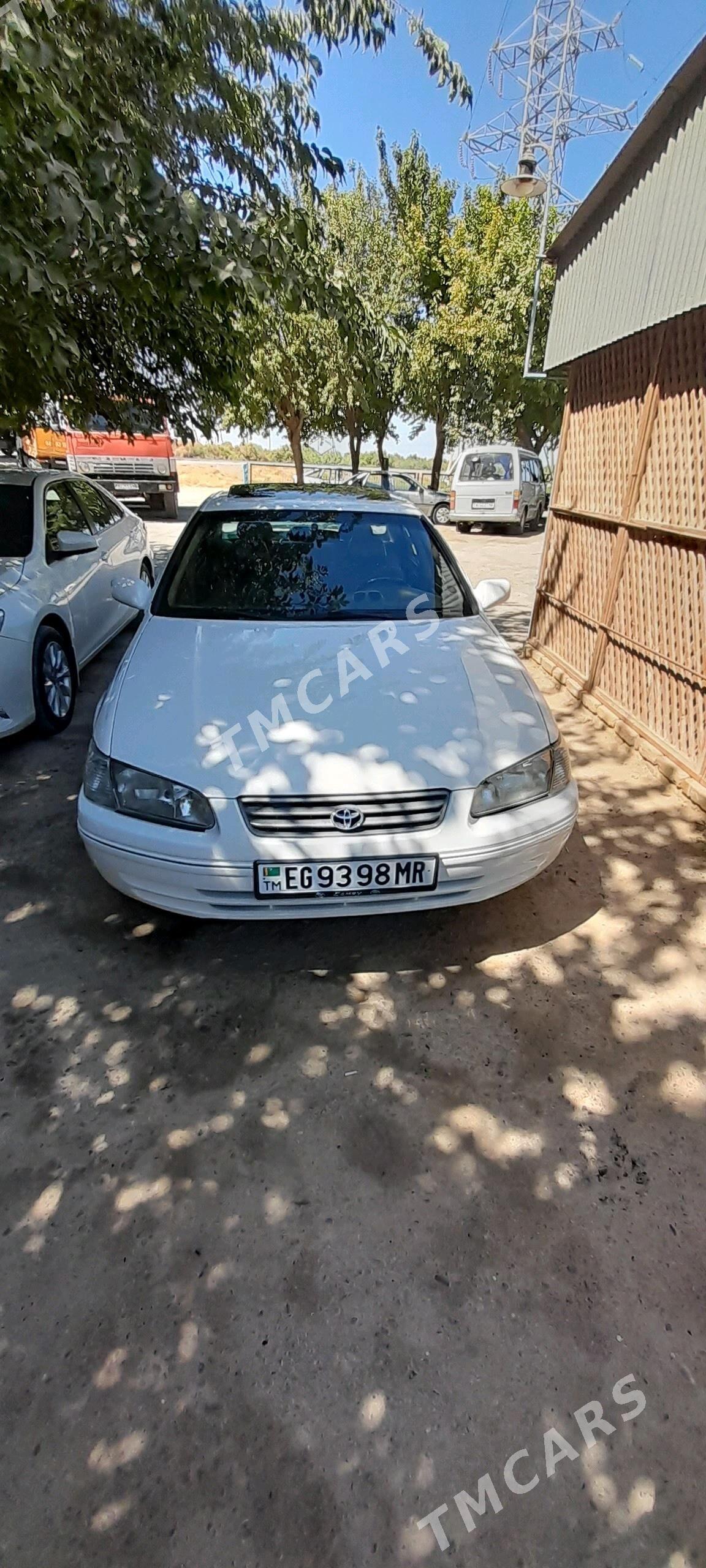 Toyota Camry 1998 - 135 000 TMT - Мары - img 2