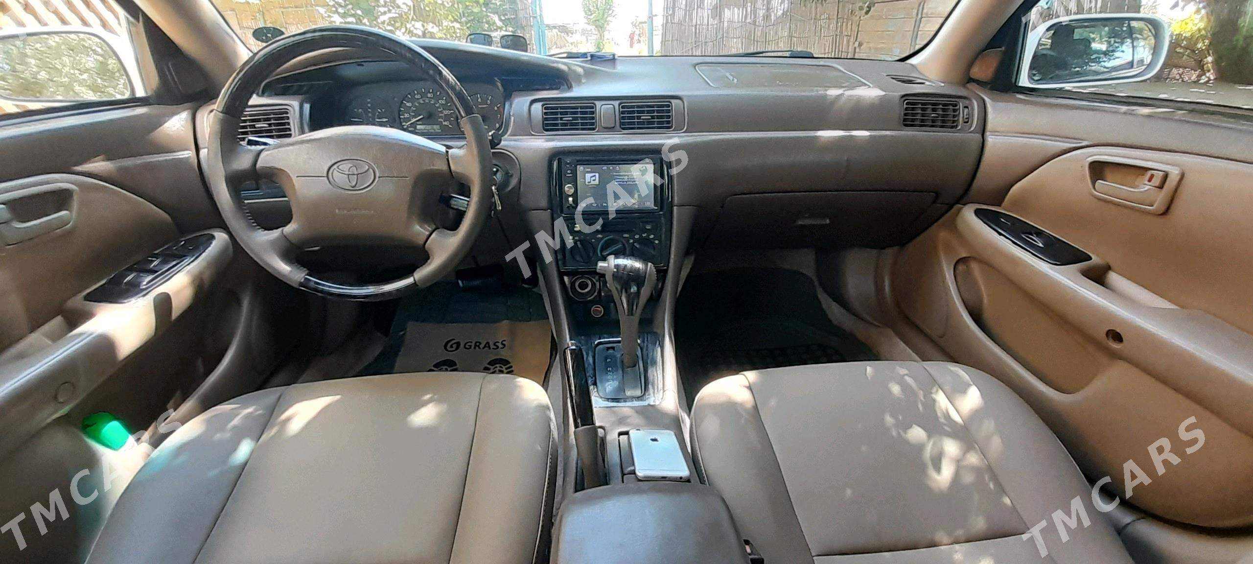 Toyota Camry 1998 - 135 000 TMT - Мары - img 4