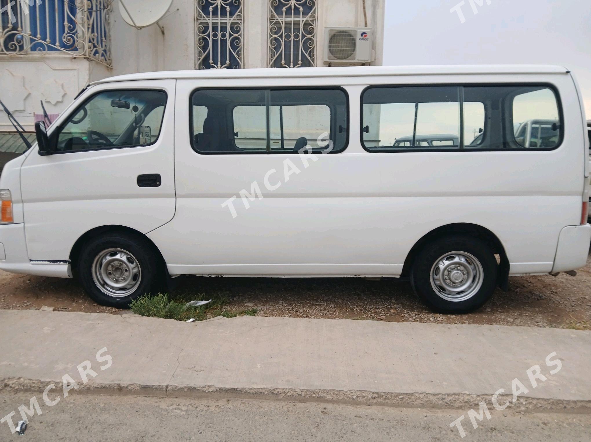 Nissan Urvan 2008 - 162 000 TMT - Джебел - img 5