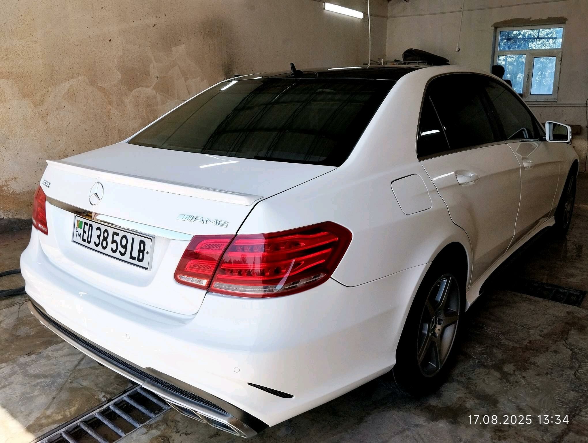Mercedes-Benz E350 2010 - 350 000 TMT - Достлук - img 5