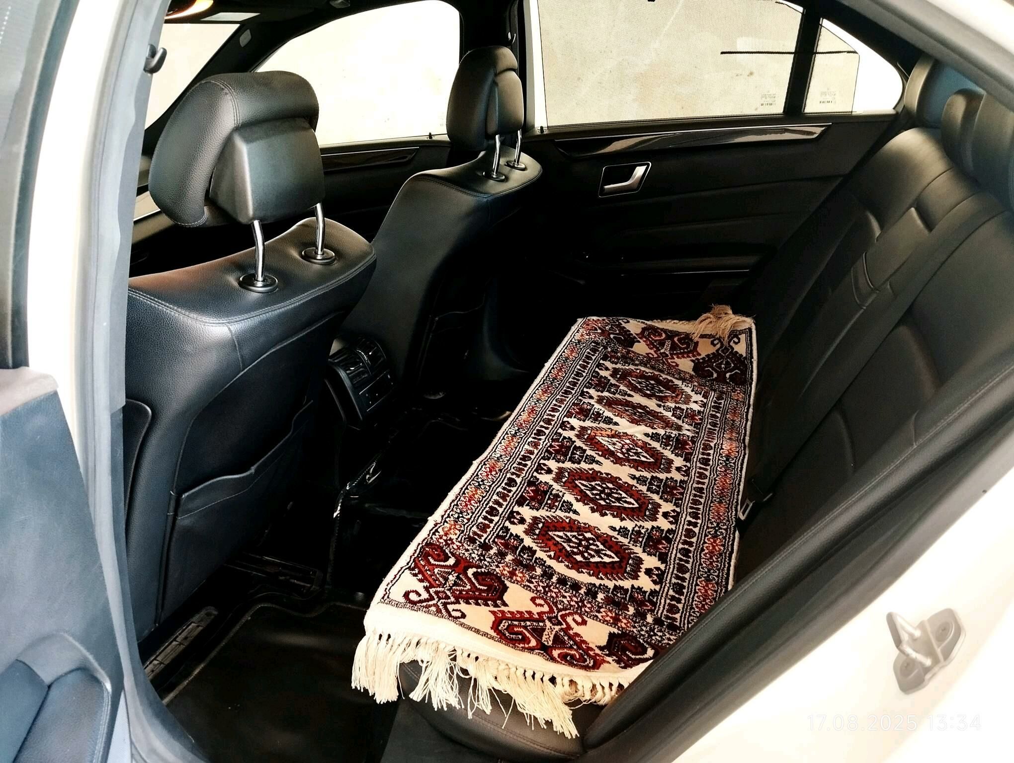 Mercedes-Benz E350 2010 - 350 000 TMT - Достлук - img 10