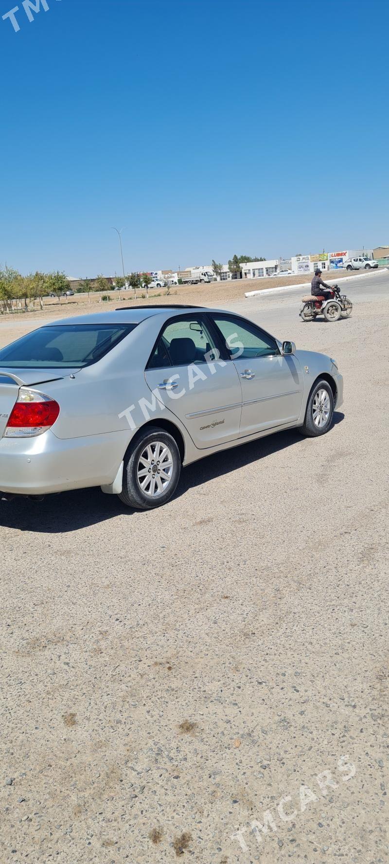 Toyota Camry 2003 - 220 000 TMT - Tejen - img 3