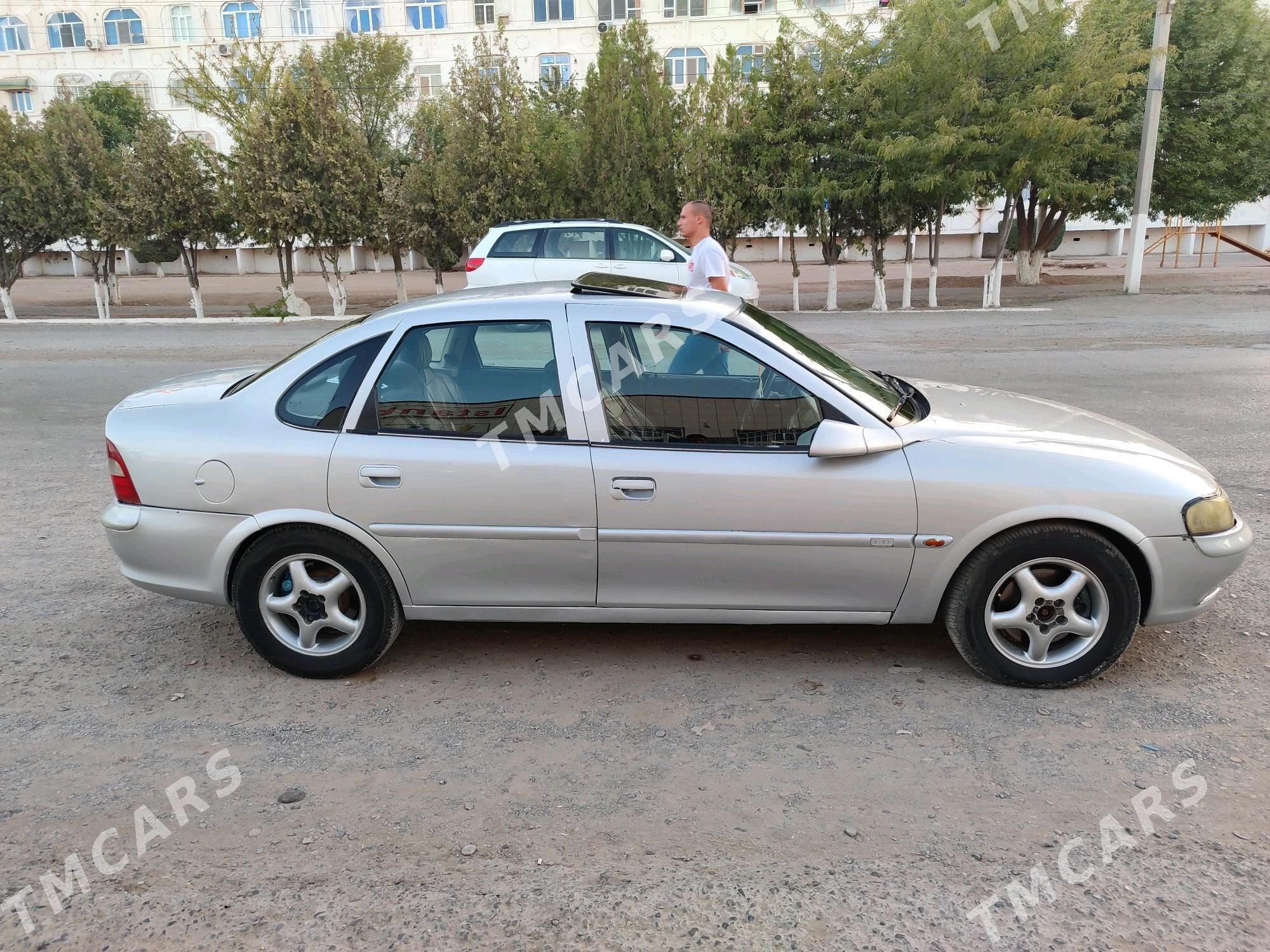 Opel Astra 1998 - 57 000 TMT - Теджен - img 1