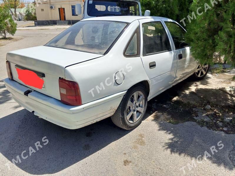Opel Vectra 1991 - 30 000 TMT - Büzmeýin - img 4
