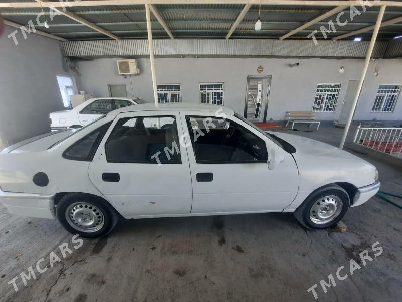 Opel Vectra 1991 - 23 000 TMT - Büzmeýin - img 2