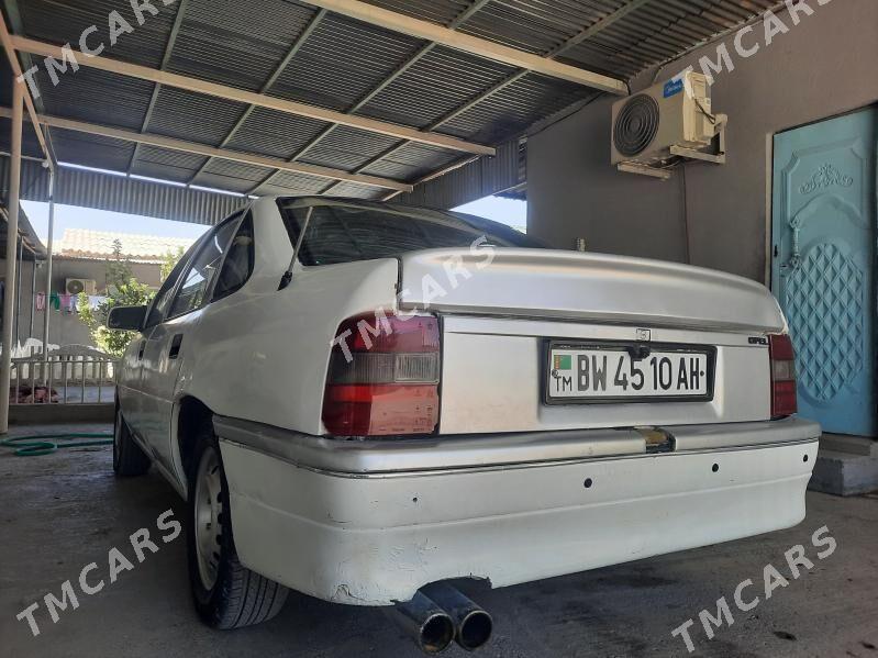 Opel Vectra 1991 - 23 000 TMT - Büzmeýin - img 3