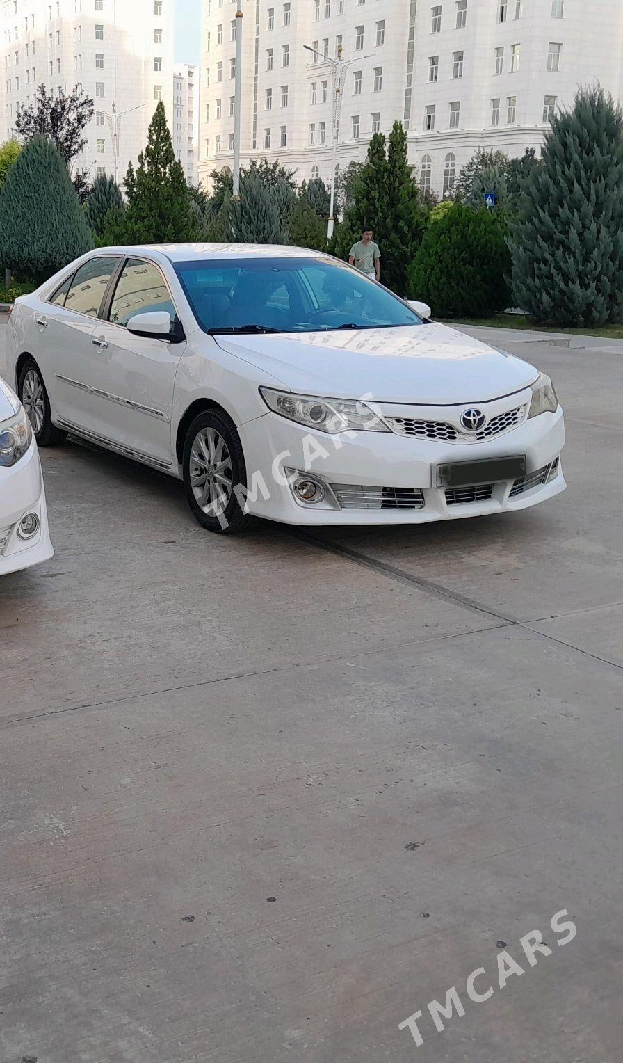 Toyota Camry 2012 - 230 000 TMT - Ak bugdaý etraby - img 2