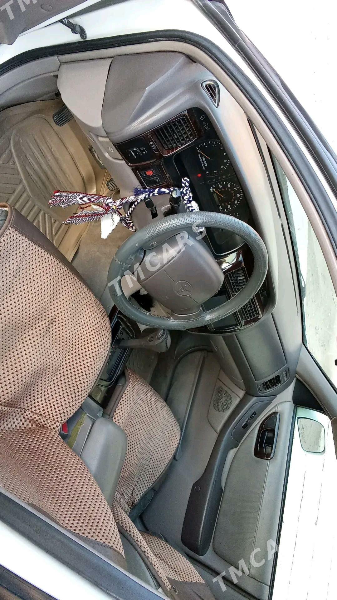 Toyota Avalon 1999 - 138 000 TMT - Mary - img 6
