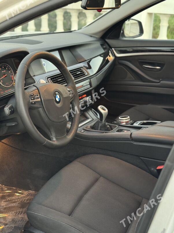 BMW F10 2011 - 240 000 TMT - Aşgabat - img 3