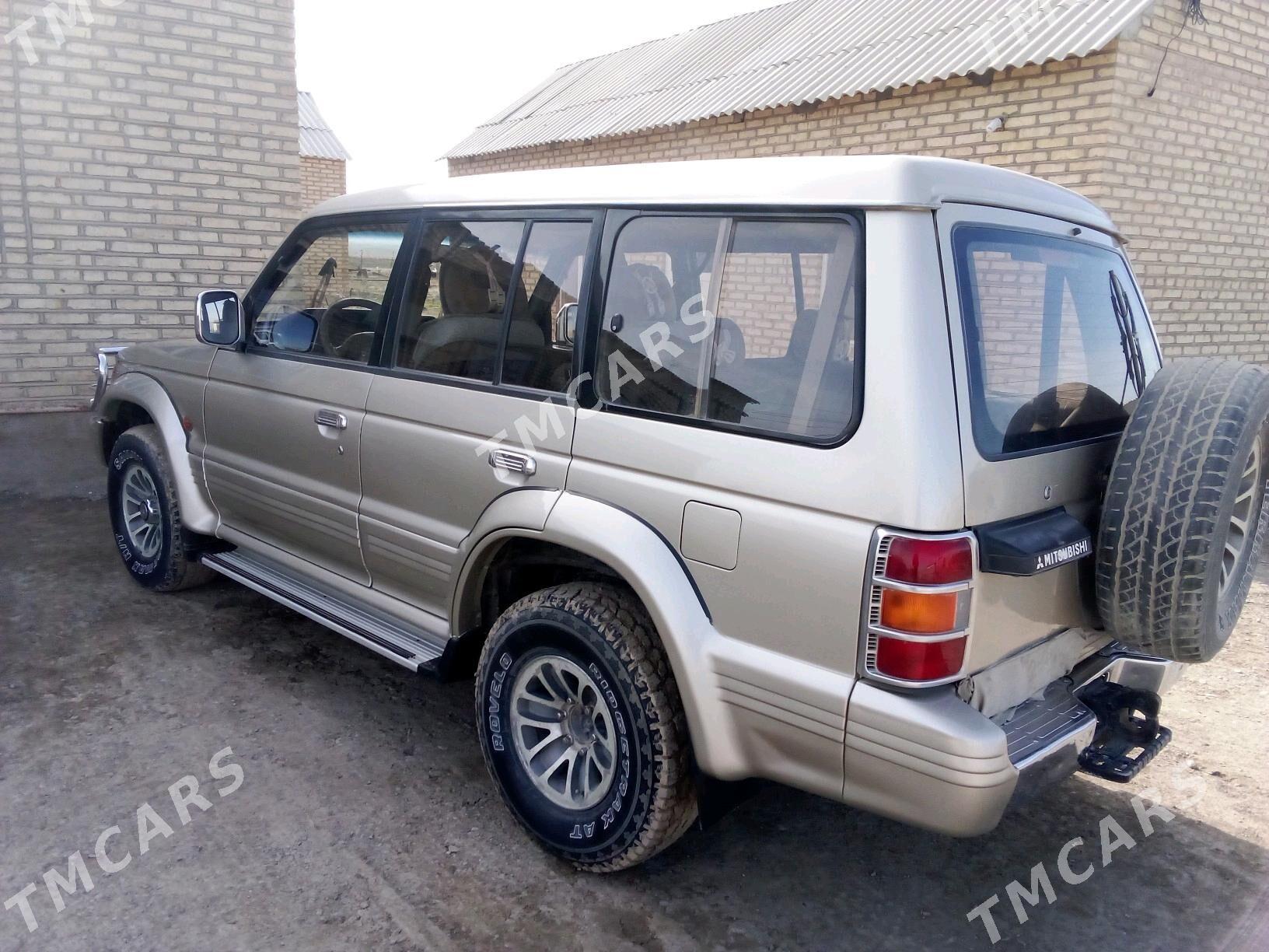 Mitsubishi Pajero 1998 - 70 000 TMT - Кака - img 3