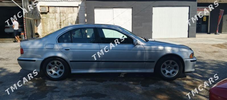 BMW E39 2000 - 130 000 TMT - Туркменбаши - img 4