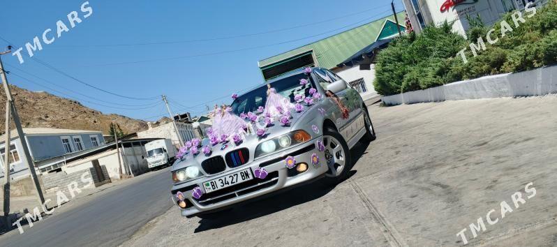 BMW E39 2000 - 130 000 TMT - Туркменбаши - img 9