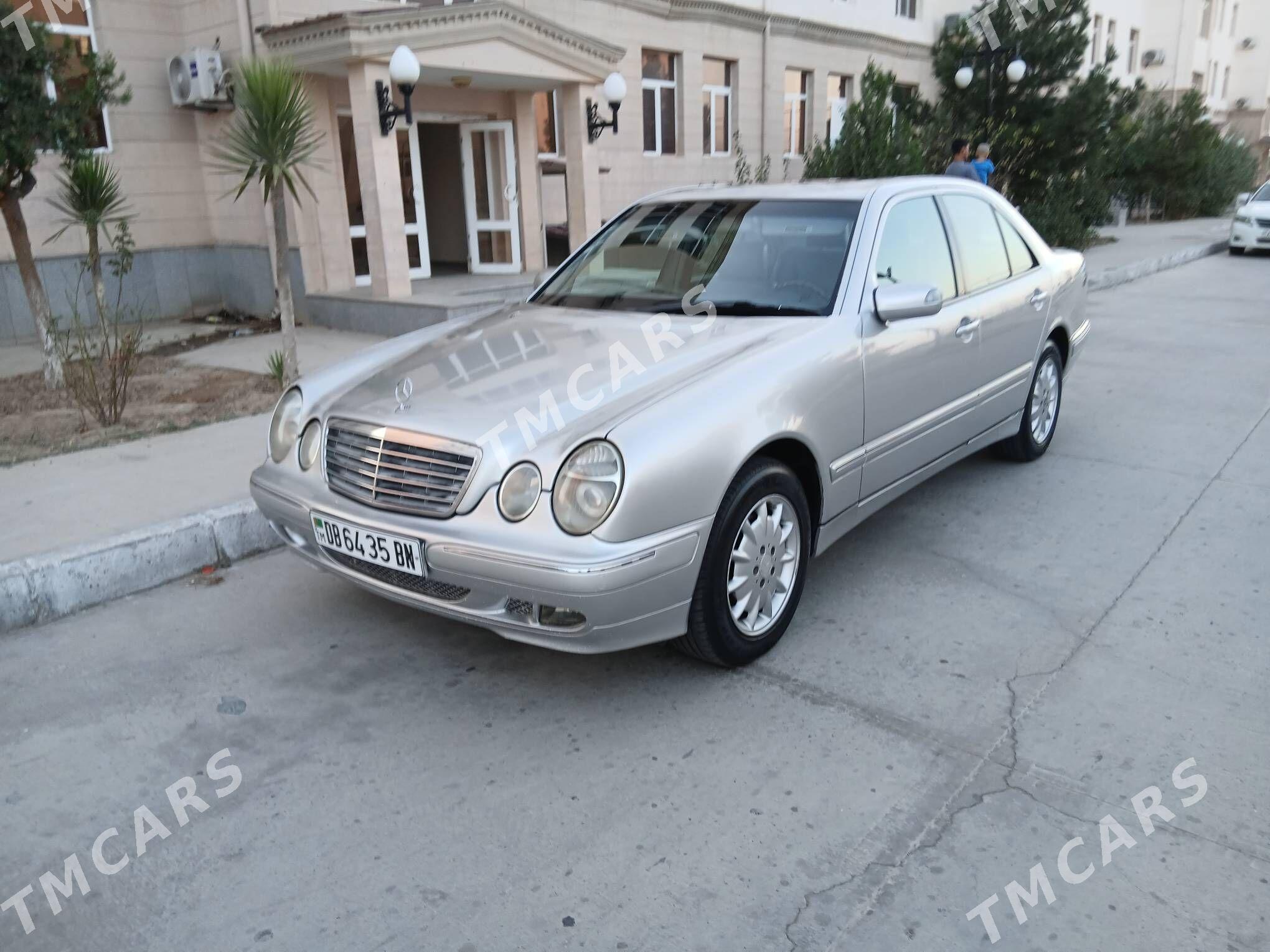 Mercedes-Benz E320 2001 - 120 000 TMT - Türkmenbaşy - img 2