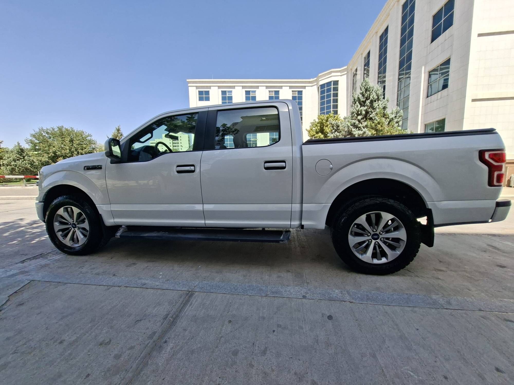 Ford F150 2020 - 450 000 TMT - Ашхабад - img 2