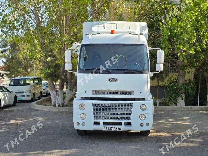 Ford Cargo 3535D 2014 - 780 000 TMT - Aşgabat - img 2