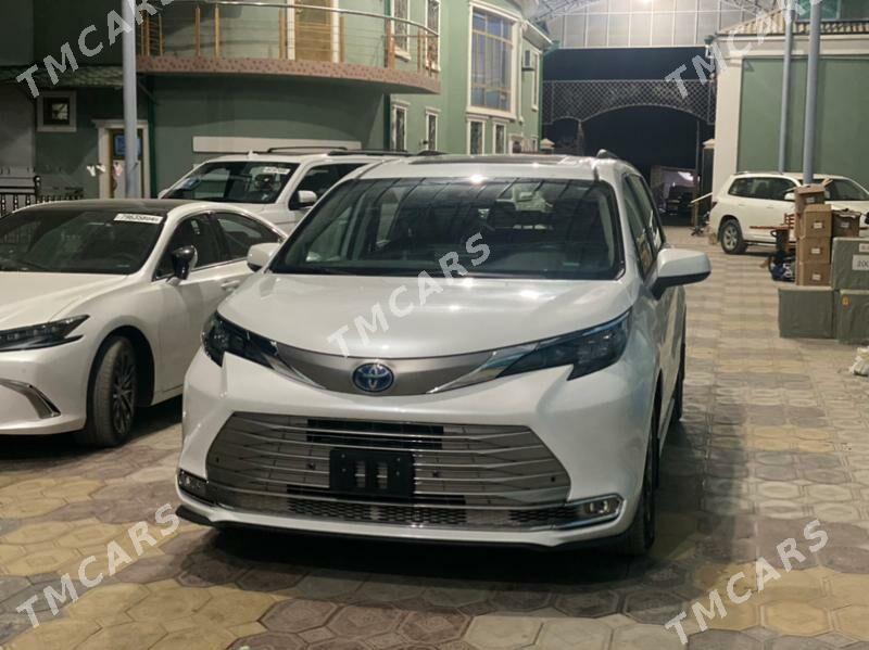 Toyota Sienna 2024 - 615 000 TMT - Мары - img 3
