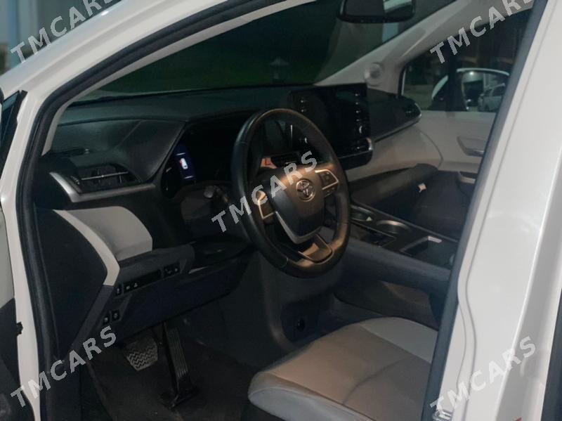 Toyota Sienna 2024 - 615 000 TMT - Мары - img 4